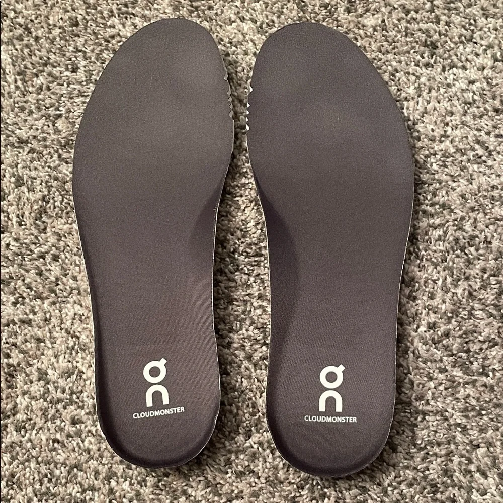On Running CloudMonster Insoles - Picture 1 of 3
